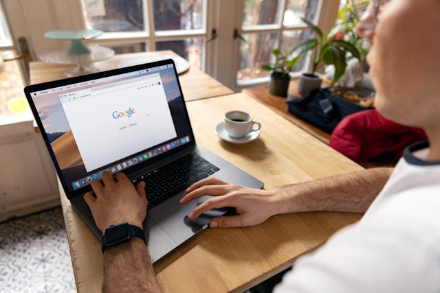 computer with google open